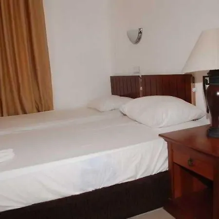 Ikimiz Hotel Side